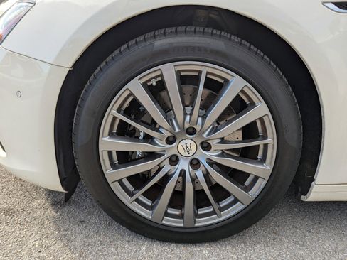 Used 2022 Maserati Ghibli Modena image 18