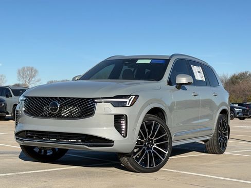 New 2026 Volvo XC90 B5 Ultra w/ Protection Package Premier image 2