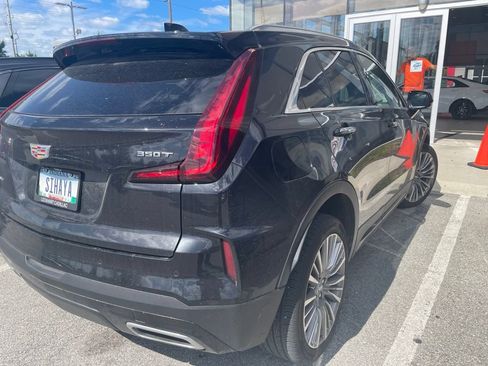 Used 2024 Cadillac XT4 Premium Luxury w/ Active Safety Package AWD/4WD image 4