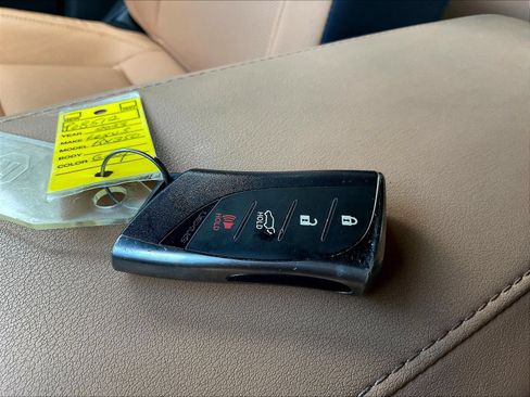 Used 2023 Lexus RX 350 Premium w/ Accessory Package AWD/4WD image 36