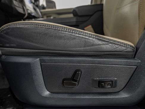 Used 2022 RAM 3500 Limited image 33