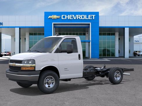 New 2025 Chevrolet Express 3500 w/ Power Convenience Package image 2
