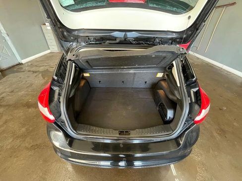 Used 2012 Ford Focus Titanium image 25