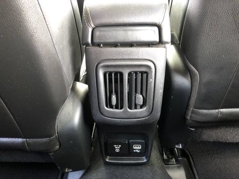 Used 2020 Jeep Compass Limited w/ Rear Convenience Group AWD/4WD image 28