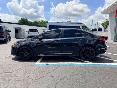 Used 2021 Toyota Corolla LE FWD image 4