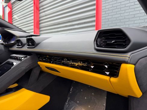 Used 2023 Lamborghini Huracan Tecnica RWD image 41