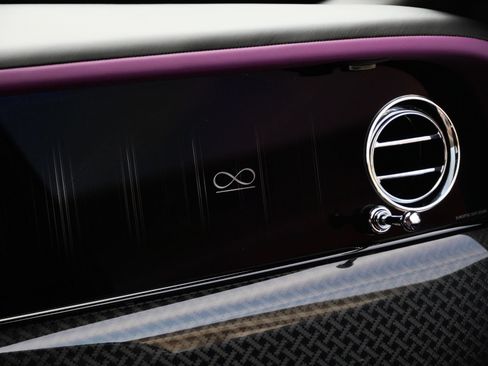 New 2027 Rolls-Royce Cullinan Black Badge AWD/4WD image 31