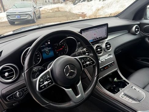 Used 2022 Mercedes-Benz GLC 300 4MATIC image 16