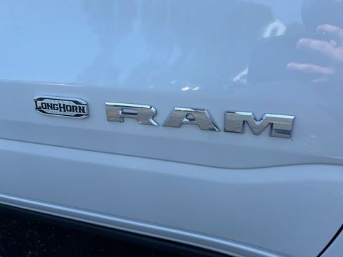 Used 2019 RAM 1500 Limited image 10
