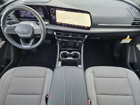 New 2027 Chevrolet Traverse LT w/ Midnight/Sport Edition FWD image 25