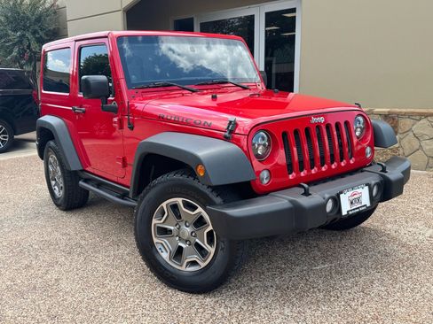 Used 2014 Jeep Wrangler Rubicon w/ Power Convenience Group image 6