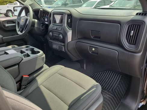 Used 2026 Chevrolet Silverado 1500 Custom RWD image 34