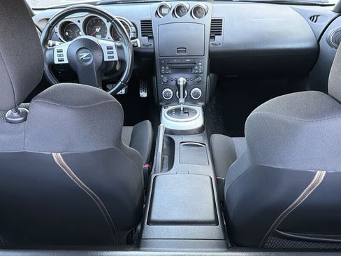 Used 2008 Nissan 350Z Enthusiast w/ Cargo Convenience Pkg RWD image 16