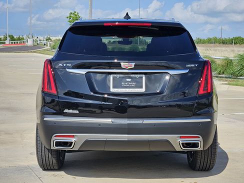 New 2026 Cadillac XT5 Premium Luxury image 8