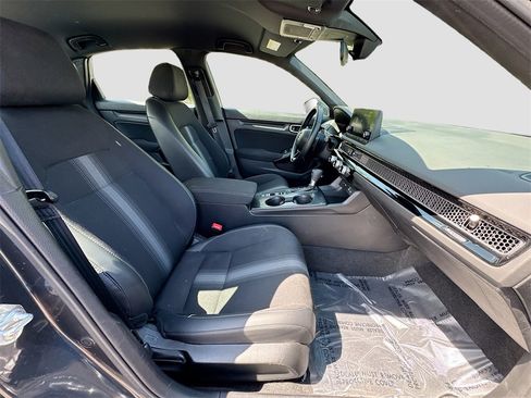 Used 2024 Honda Civic Sport image 25