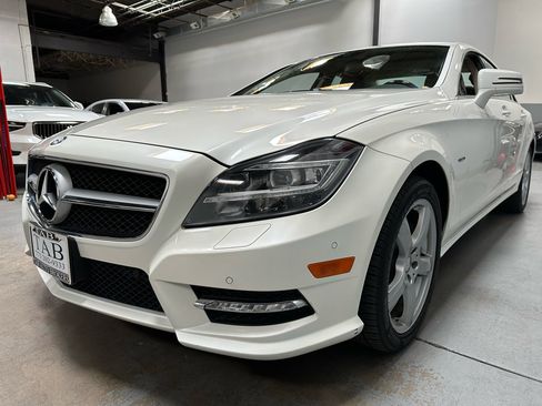 Used 2012 Mercedes-Benz CLS 550 4MATIC image 6