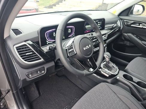 New 2026 Kia Seltos S AWD/4WD image 9