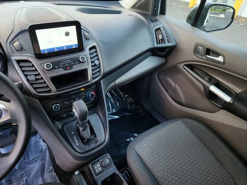 Used 2020 Ford Transit Connect XLT FWD image 10