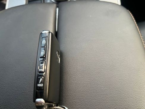 Used 2025 MAZDA CX-70 3.3 Turbo w/ Preferred Package image 18