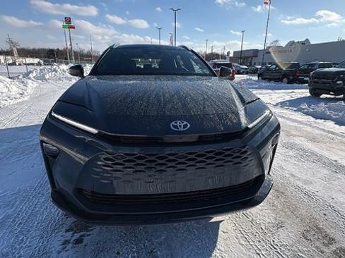 New 2026 Toyota Crown Signia Limited image 8