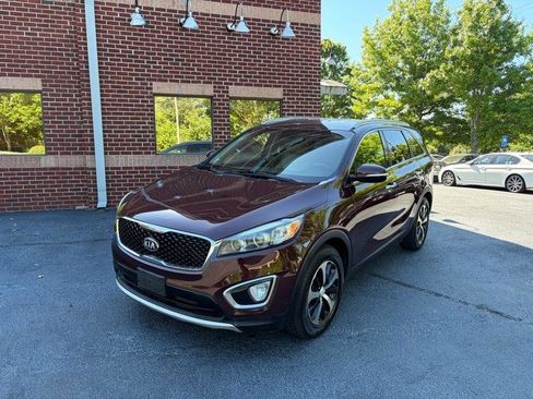 Used 2017 Kia Sorento EX AWD/4WD image 3