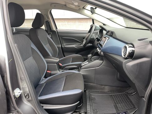 Used 2025 Nissan Versa SV w/ Trunk Package FWD image 14