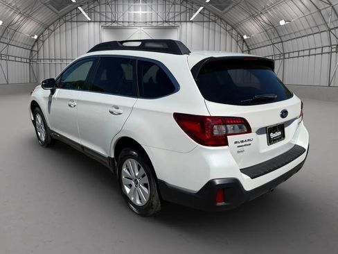Used 2018 Subaru Outback 2.5i Premium AWD/4WD image 9
