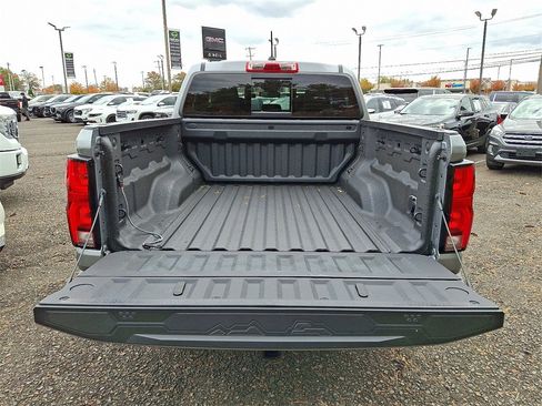 Certified 2024 Chevrolet Colorado Z71 w/ Z71 Convenience Package 2 image 31