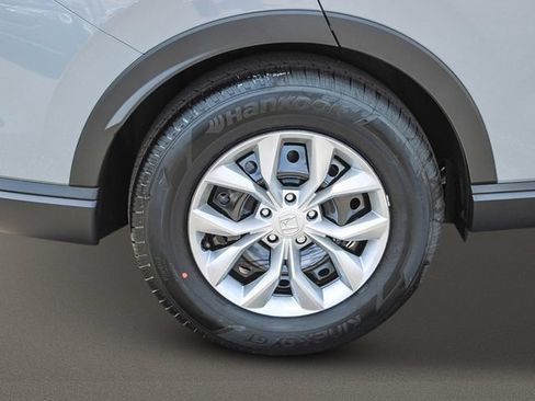 Used 2026 Honda CR-V LX image 7