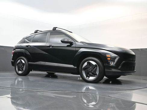 Certified 2024 Hyundai Kona SEL FWD image 21