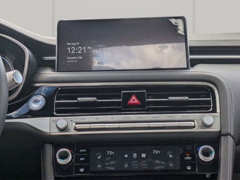 New 2025 Genesis G70 3.3T Advanced w/ Sport Prestige Package image 16