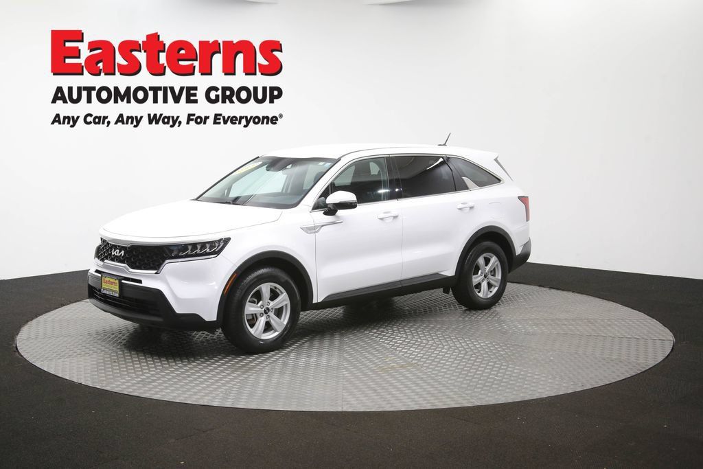 Used 2023 Kia Sorento LX FWD image 54