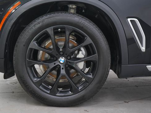 Used 2022 BMW X5 xDrive40i AWD/4WD image 31