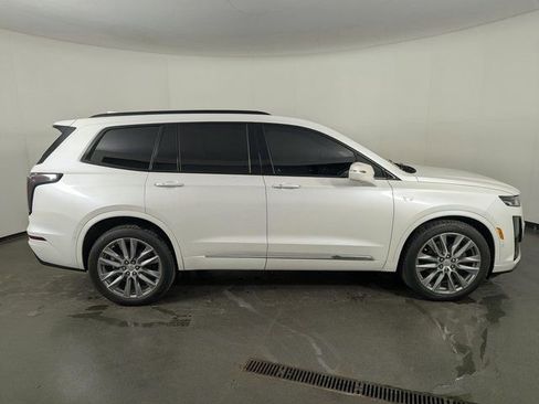 Used 2020 Cadillac XT6 Sport image 8