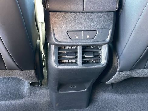 New 2026 GMC Terrain Elevation w/ Elevation Premium Package AWD/4WD image 16