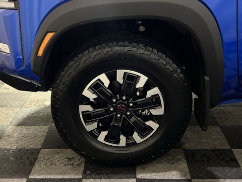 Used 2024 Nissan Frontier PRO-4X w/ Technology Package AWD/4WD image 17
