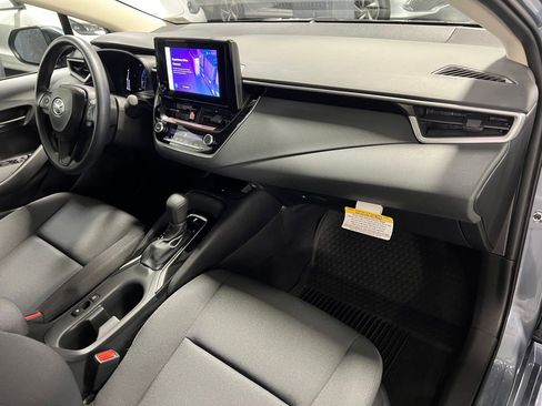 Used 2026 Toyota Corolla LE w/ LE Premium Package FWD image 23