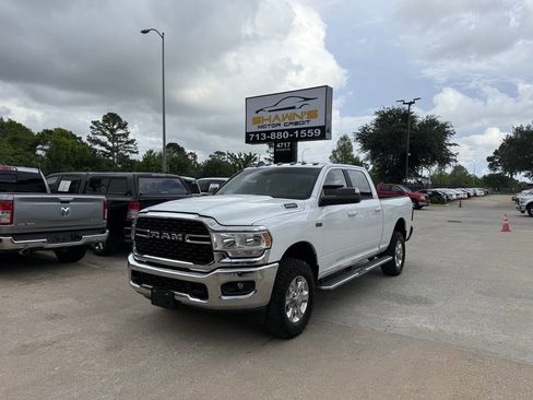 Used 2022 RAM 2500 Big Horn w/ Level A Equipment Group AWD/4WD image 3