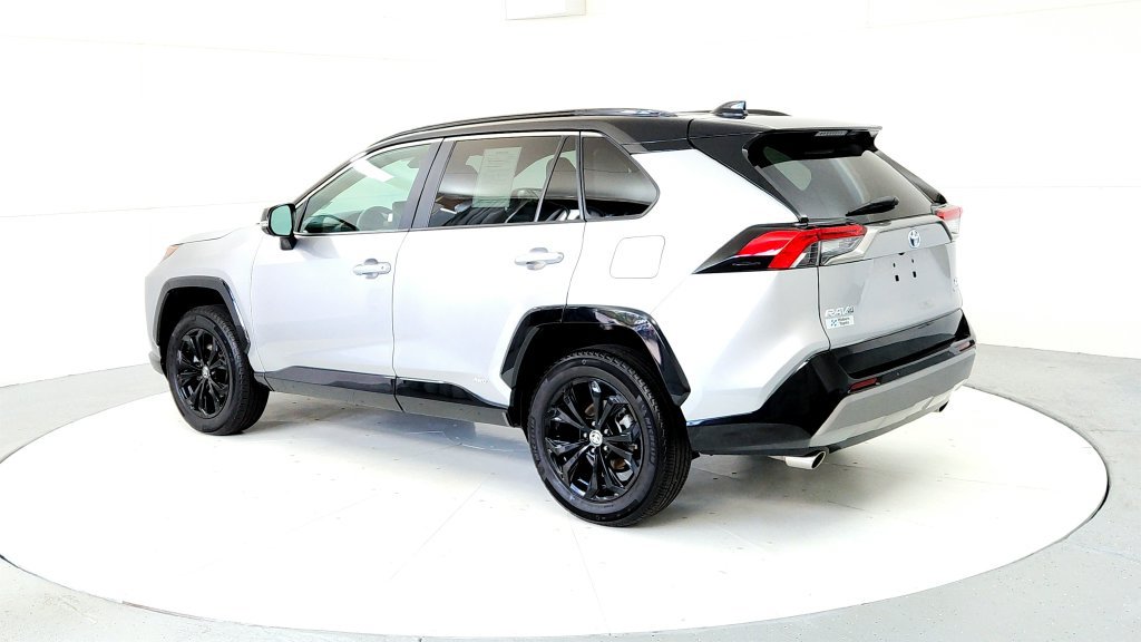 Certified 2024 Toyota RAV4 XSE w/ Advanced Technology Package AWD/4WD image 4