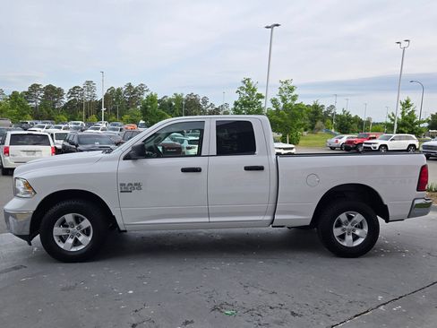 Used 2024 RAM 1500 Classic SLT AWD/4WD image 4