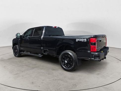 Used 2025 Ford F350 Lariat w/ Black Appearance Package AWD/4WD image 3