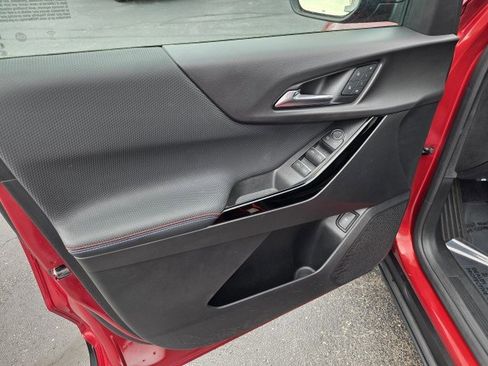 Used 2025 Chevrolet Equinox RS w/ Safety and Technology Package image 26