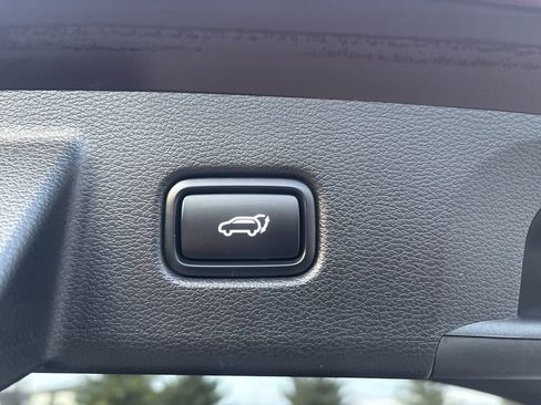 Used 2022 Kia Telluride SX image 12