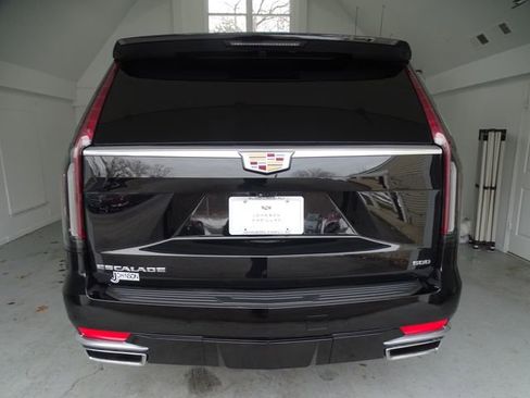 Certified 2023 Cadillac Escalade ESV Premium Luxury AWD/4WD image 21