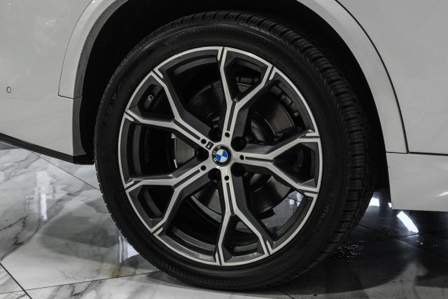 Used 2020 BMW X5 M50i AWD/4WD image 54