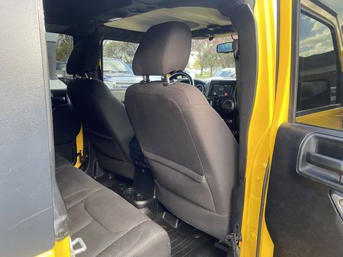 Used 2015 Jeep Wrangler Unlimited Sport w/ Quick Order Package 24S image 17