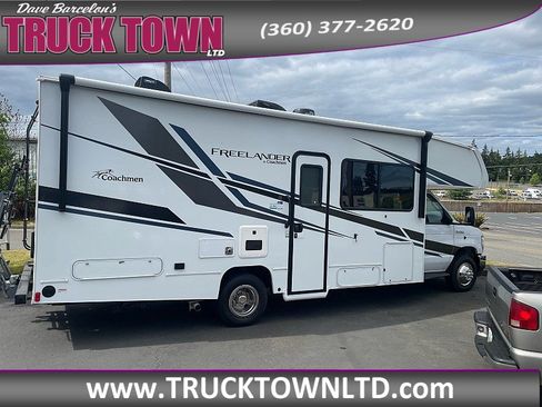 Used 2022 Ford E-450 and Econoline 450 Super Duty w/ Motorhome Prep Package RWD image 6