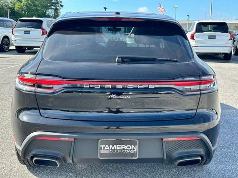 Used 2025 Porsche Macan AWD/4WD image 3