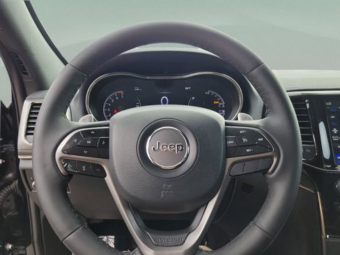 Used 2020 Jeep Grand Cherokee Limited X image 11