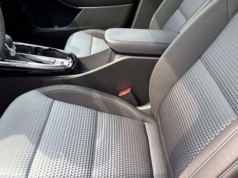 New 2025 Chevrolet Trax LT w/ Driver Confidence Package image 12